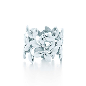 Olive Leaf Band Ring-white